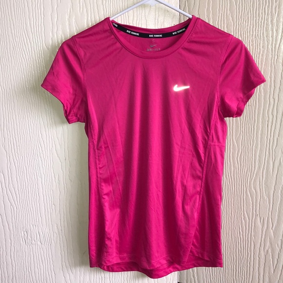 Nike Tops - NIKE dri- fit work out top